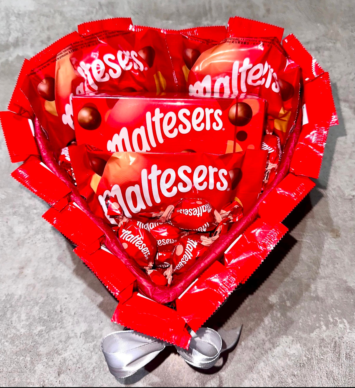 Chocolate Maltesers Bar Bag Heart Bouquet Gift Hamper valentines Day Birthday Him Her Anniversary Chocolates Bow 3D Fathers Day Dad Grandad