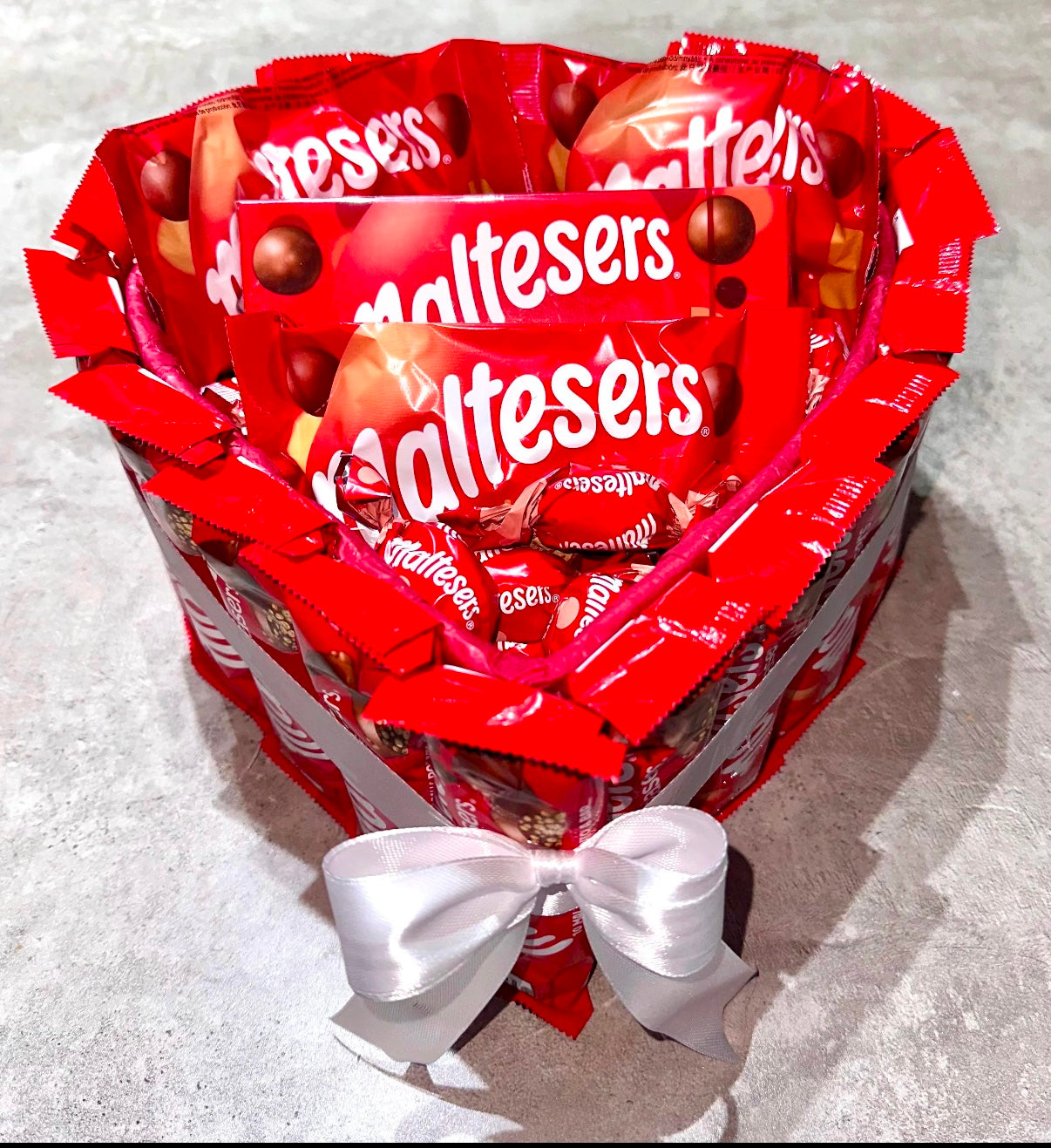 Chocolate Maltesers Bar Bag Heart Bouquet Gift Hamper valentines Day Birthday Him Her Anniversary Chocolates Bow 3D Fathers Day Dad Grandad